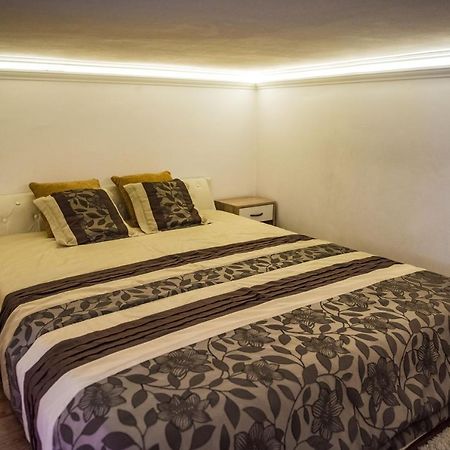 Exclusive Apartmanok Szeged Buitenkant foto