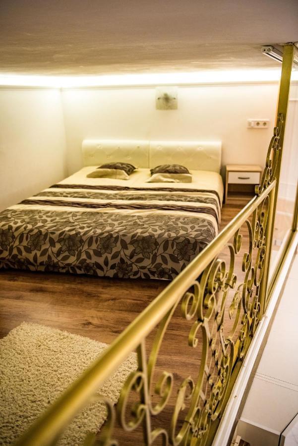 Exclusive Apartmanok Szeged Buitenkant foto